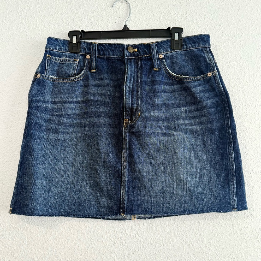 Madewell Denim‎ Distressed Mini Skirt Size 30